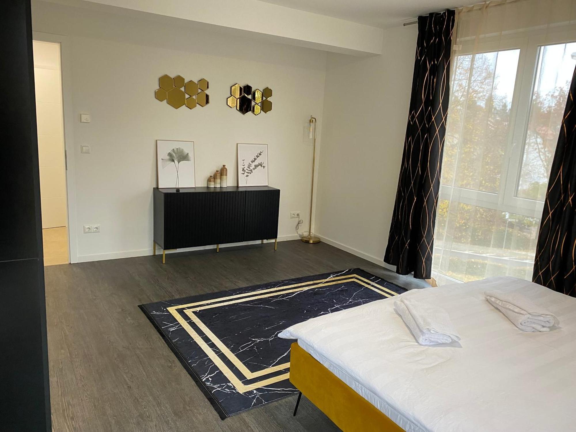 Hotel Valley Of Business Frankfurt-Airport - Grey Label Penthouse โฮฟไฮม์อัมเทานอส ภายนอก รูปภาพ
